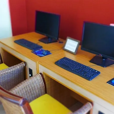 Castillo פארק נופש קלטה דה פוסטה