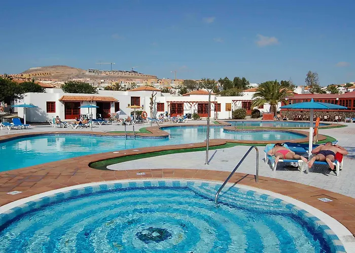 卡斯蒂约海滩洋房酒店 2*