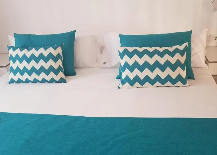 卡斯蒂约海滩洋房酒店 2* 科斯塔卡莱塔