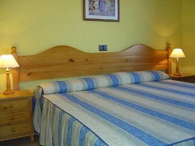 Castillo منتزه العطل كاليتا ذي فوستي