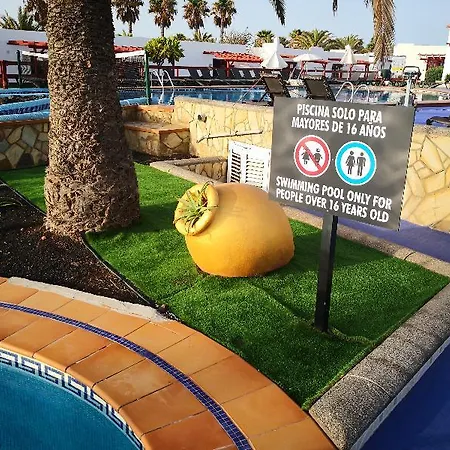 Castillo منتزه العطل كاليتا ذي فوستي