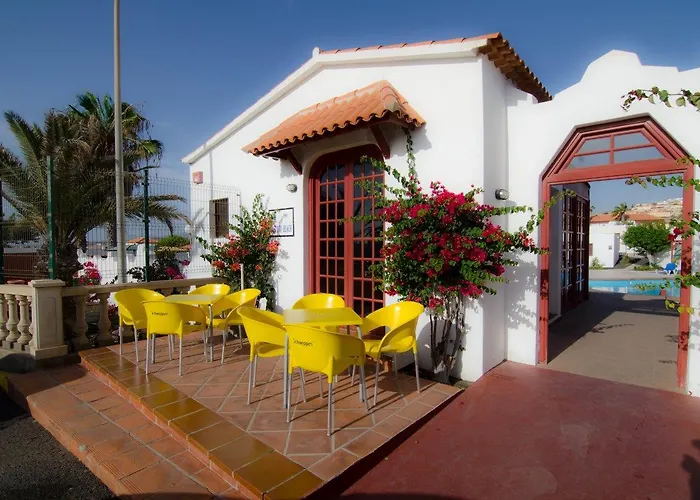 Castillo פארק נופש קלטה דה פוסטה