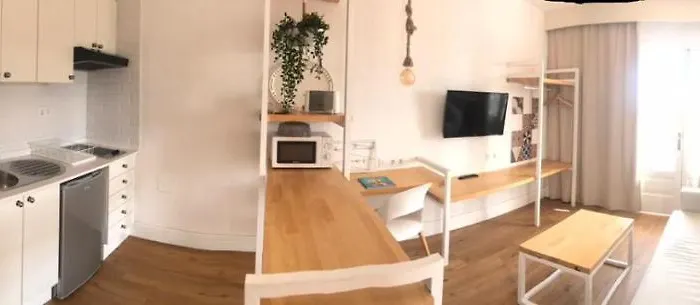 Castillo פארק נופש קלטה דה פוסטה